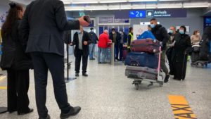 Воз снят ограничения на международные поездки