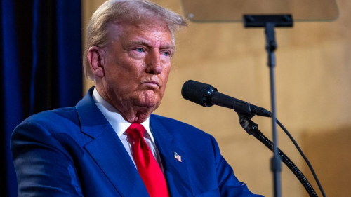 Трамп пригрозил России новыми санкциями и призвал завершить войну "легким" путем